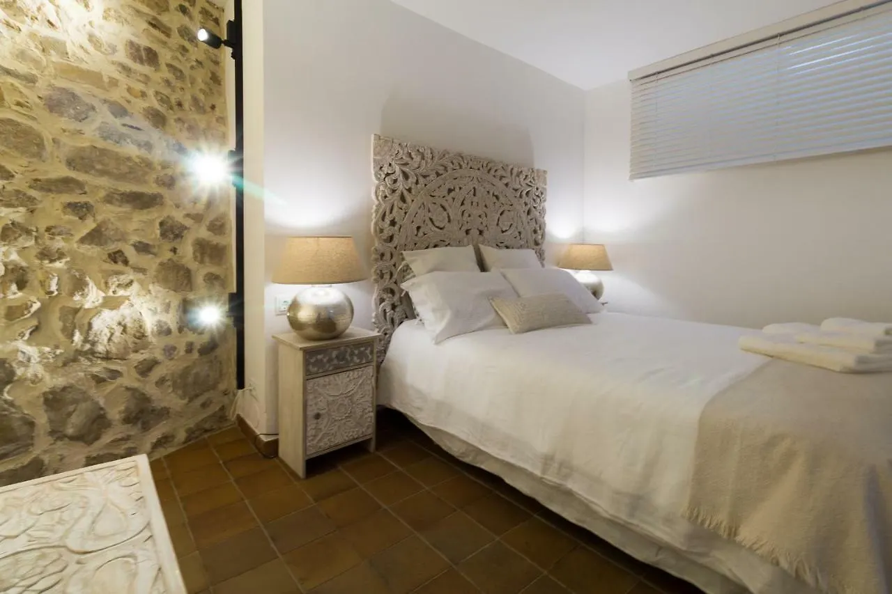 Villa Can Marti Sistachrentals Torroella De Montgri Spain
